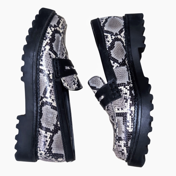 Circus by Sam Edelman Shoes - Sam Edelman Circus Desmond Python Print Lug Sole Loafers Women's Size 7.5